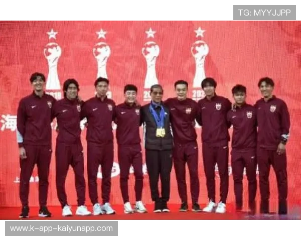 中超球队队长带领全队冲刺,中超各队人员名单 中超球队队长带领全队冲刺,中超各队人员名单